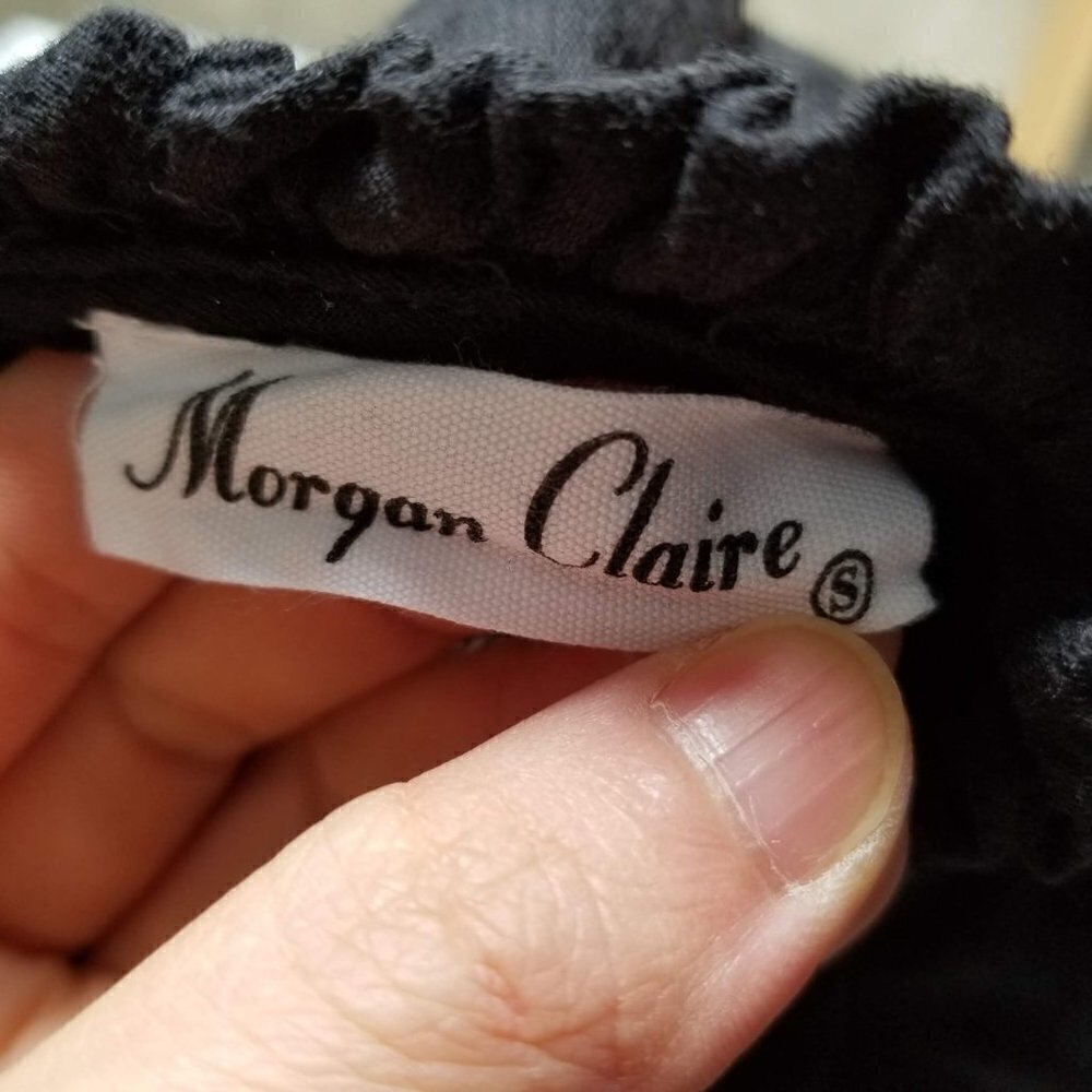 Morgan Claire Ruffle Long Sleeve Key Hole Back Top - Picture 8 of 9